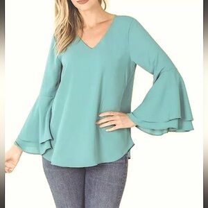ZENANA OUTFITTERS Mint Green V-Neck, Layered Bell Sleeves Top, Size Small, NWOT